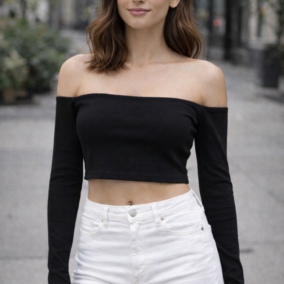 SHEIN Tops - SHEIN Black Off-Shoulder Long Sleeve Crop Top